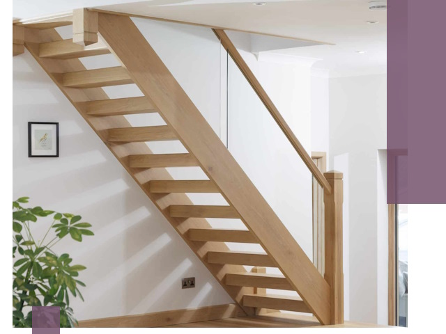 Изготовление деревянных лестниц под ключ в Соли-Илецке для дома