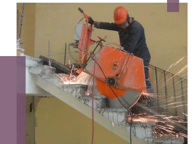 Демонтаж бетонных лестниц в Соли-Илецке от 4688 руб. за м2 | ПРОЛЁТ-Сои