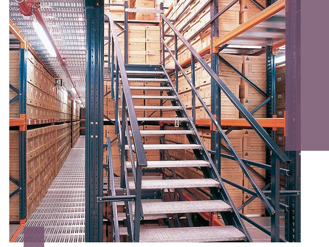 Лестницы складские прочные и безопасные под ключ в Соли-Илецке