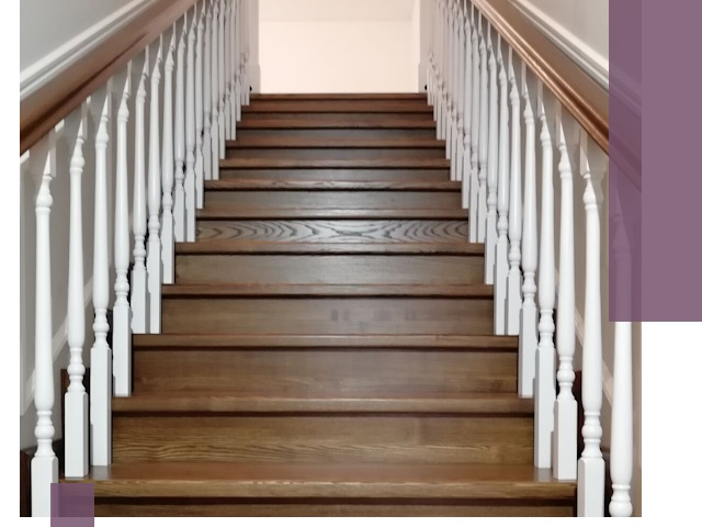 Лестницы из ясеня на заказ в Соли-Илецке — изготовление и монтаж