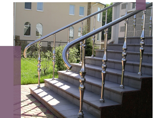 Перила для крыльца в Соли-Илецке от 10939 руб. — монтаж ПРОЛЁТ-Сои