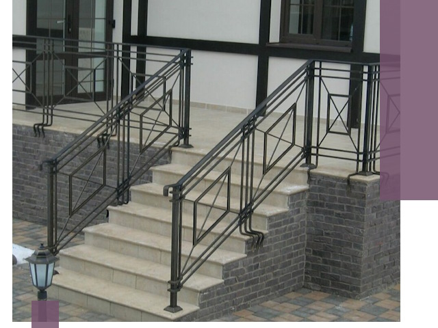 Перила для крыльца в Соли-Илецке — монтаж, изготовление и установка