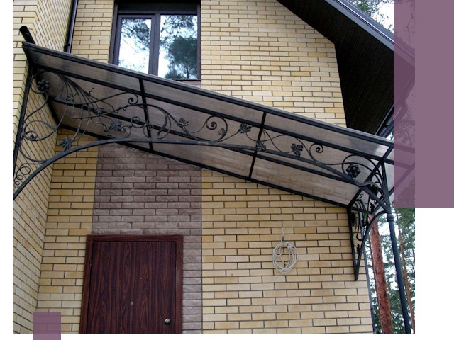 Односкатные козырьки из металла под ключ в Соли-Илецке