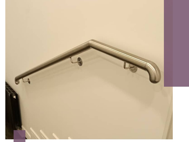 Изготовление пристенных поручней в Соли-Илецке под ключ за сроки